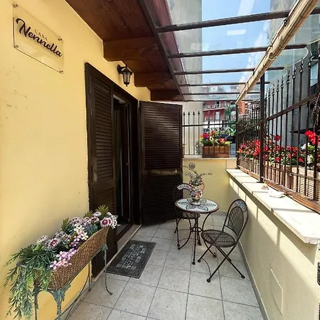 Casa de Férias Casa Nennella Con Parcheggio Auto Gratuito In Loco Nápoles