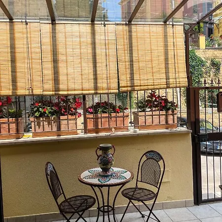 Casa vacanze Casa Nennella Con Parcheggio Auto Gratuito In Loco Napoli